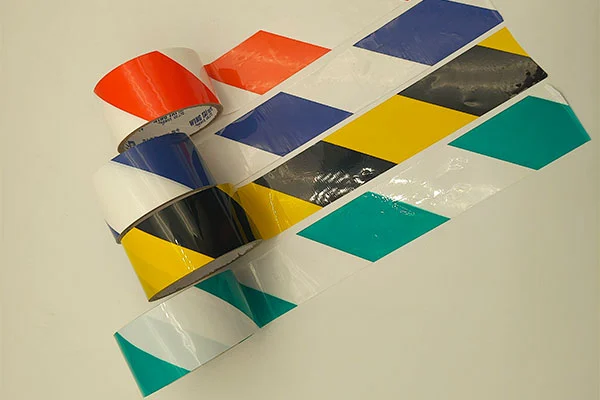 Bandă de avertizare: Garda vizuală vitală pentru siguranța publică și a lucrătorilor